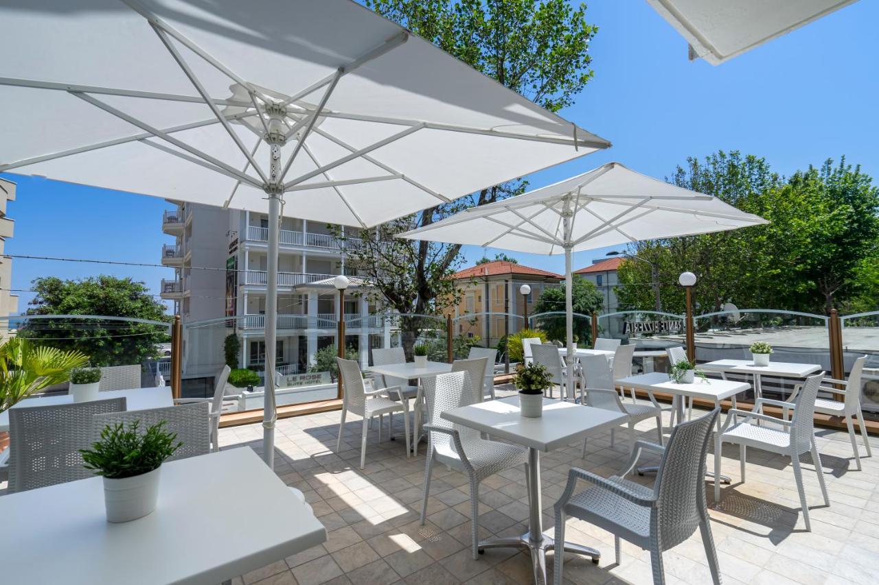Hotel Constellation Римини Экстерьер фото